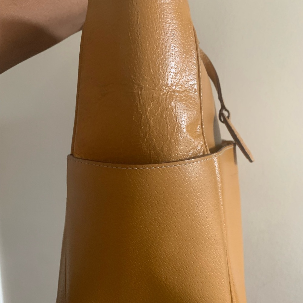 Vintage Gucci tote - Picture 7 of 17